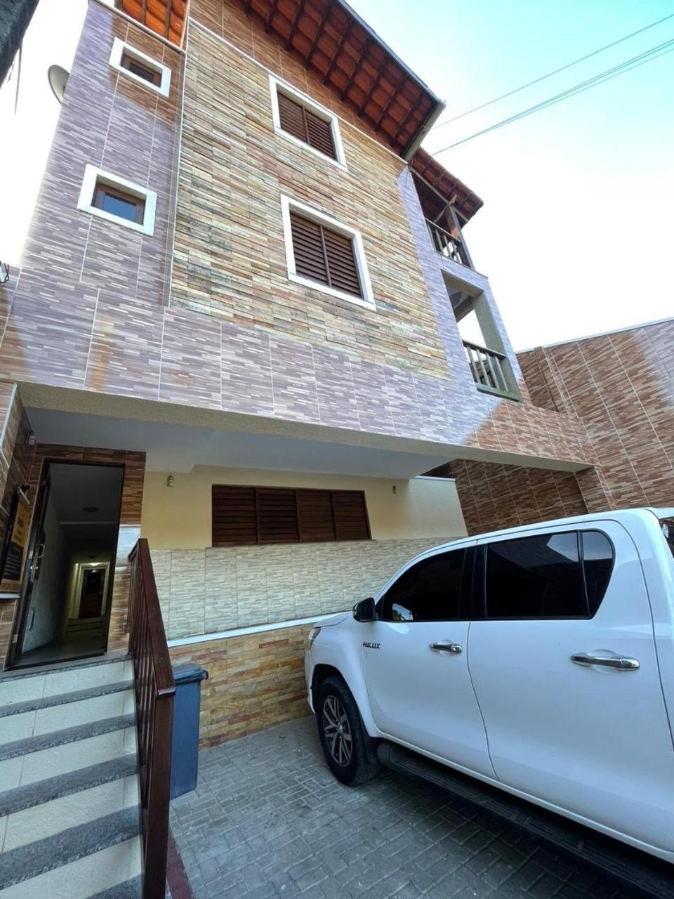 Aluguel Apto. Triplex Guaramiranga. Apartment *